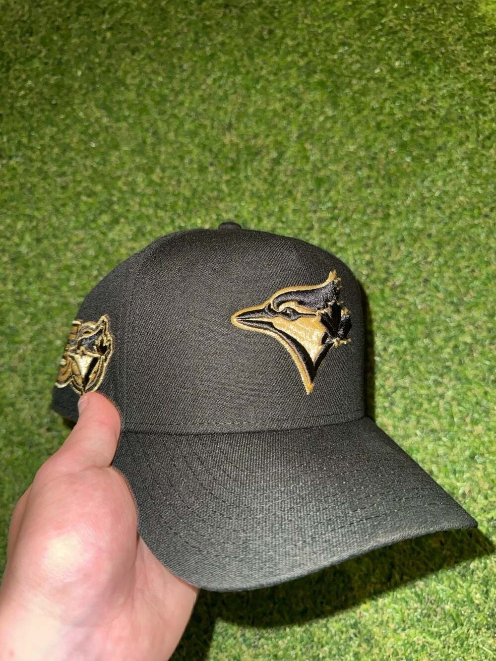 New Era Toronto Blue Jays 9FORTY Black Gold Snapback Hat